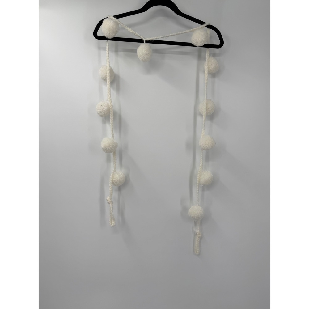 Handmade Cream‎ Knit Pom Pom Garland Boho Nursery Mantle Decor Off White 12 Poms
